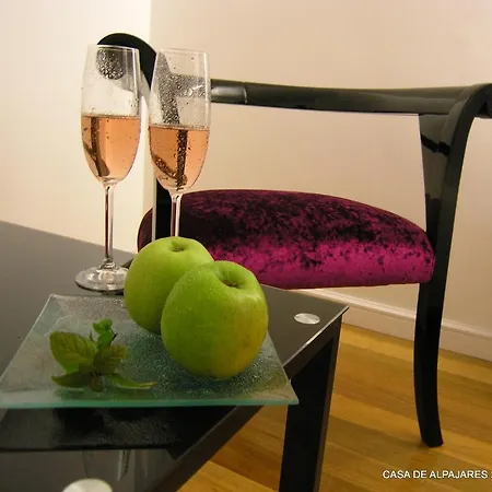 Casa De Alpajares - & 4*