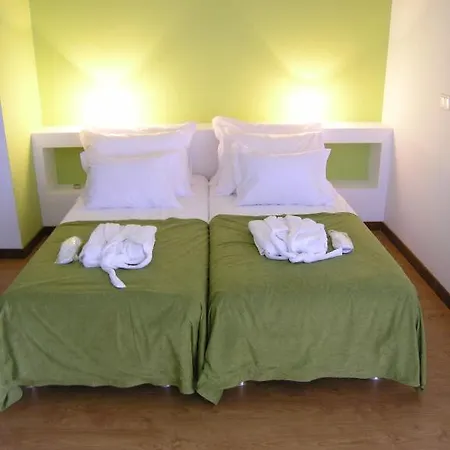 Casa De Alpajares - &