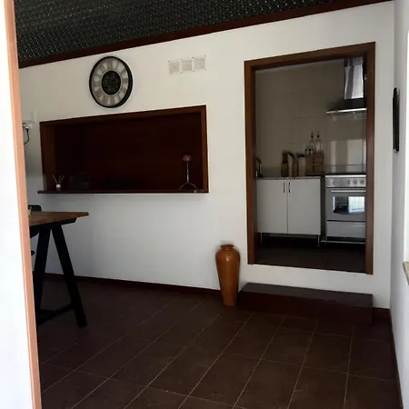 Pensjonat Casa De Alpajares - &