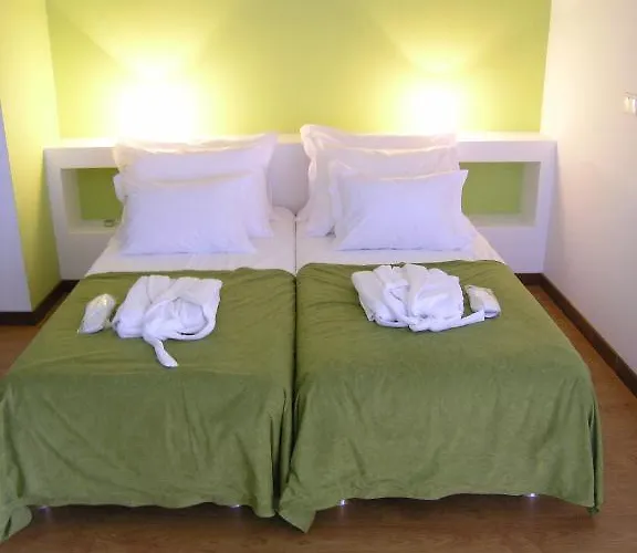 Casa De Alpajares - &