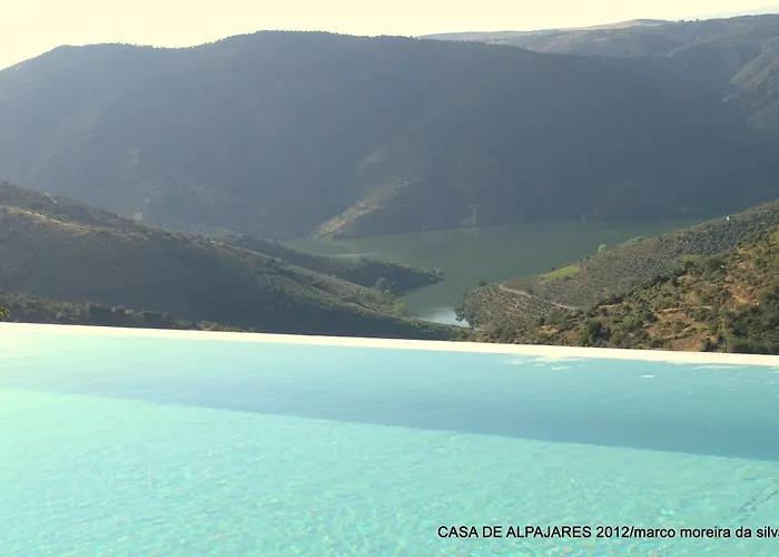 Casa De Alpajares - Guest House&spa Freixo de Espada à Cinta